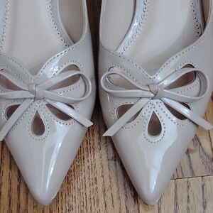 Beige Women's Kitten Heel with Bow Accent